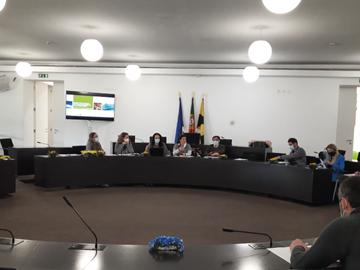 Local shops located at Adão Barata Park in Loures meet to discuss environmental and social concerns associated with sustainable production and consumption